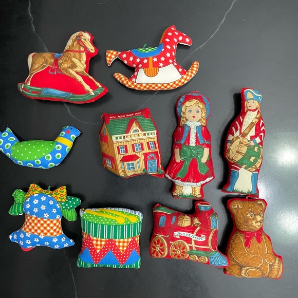 Handmade fabric ornaments - Picture 3 of 3